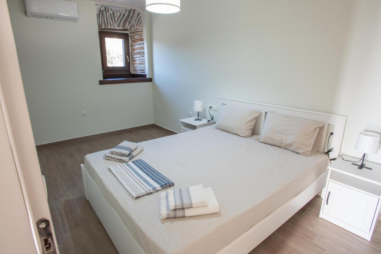Με Θέα Το Ηλιοβασιλεμα 2 Villa Афисос Екстериор снимка