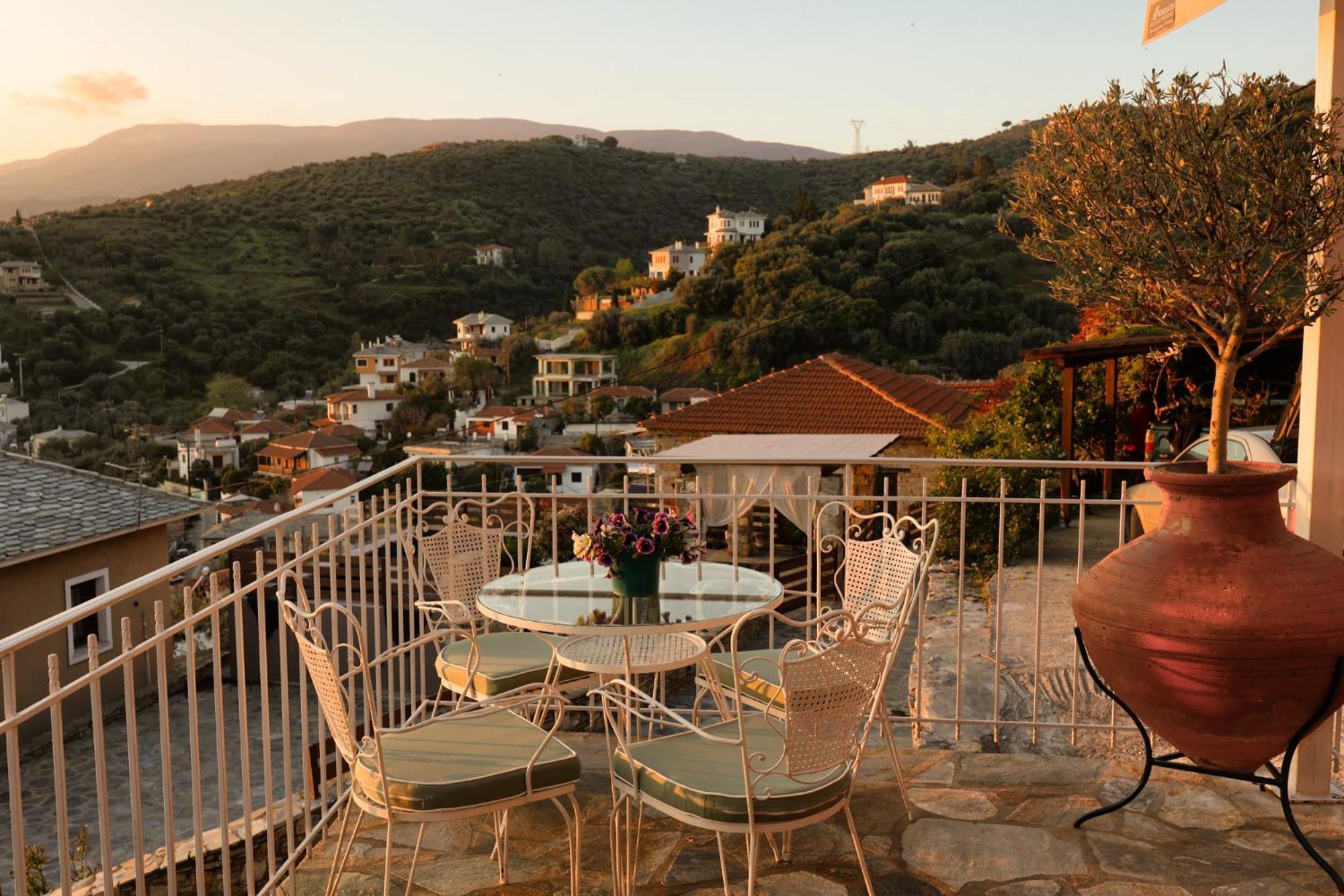 Με Θέα Το Ηλιοβασιλεμα 2 Villa Афисос Екстериор снимка